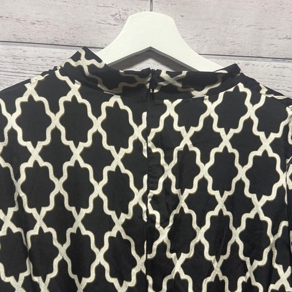 Jasambac Longsleeve Dress - Picture 8 of 8